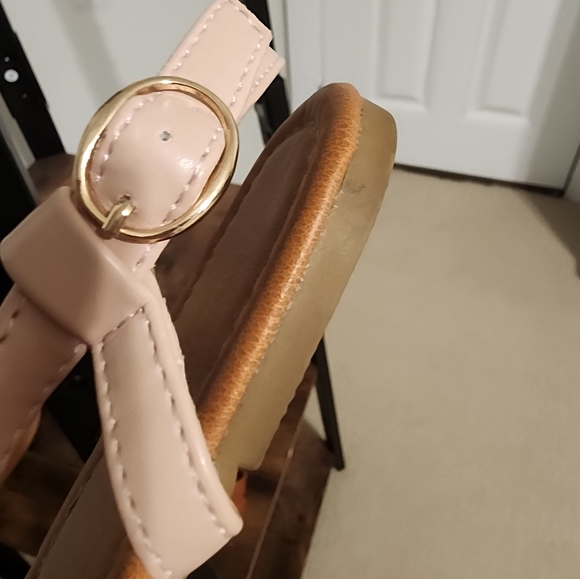 Sandals - Picture 3 of 5